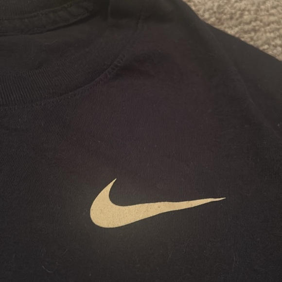 Nike “I Ain’t Hard To Find “ Colorado Buffaloes Tshirt - Picture 4 of 6